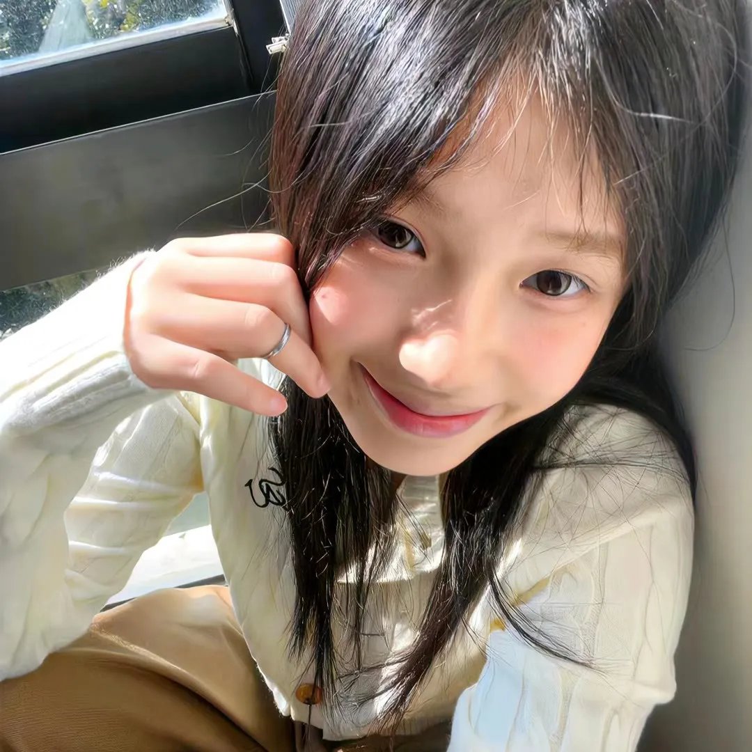 沉默的小孩 封面
